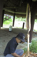 Tofol, Spear Carver